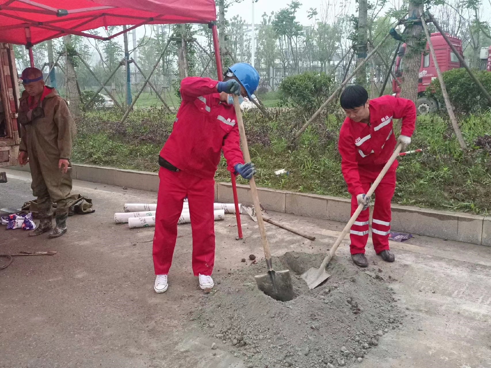观山湖管道疏通哪家好】及时进行市政管道清淤