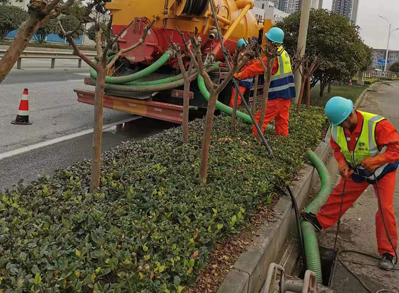 观山湖市政管道清淤