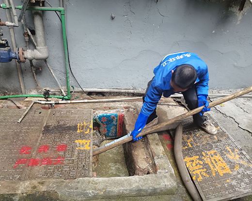 观山湖清掏化粪池